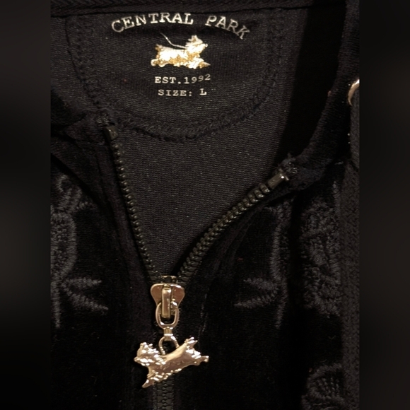 Central Park Black Velour Floral Embroidered Zip Up Hoodie Size L - Picture 2 of 5